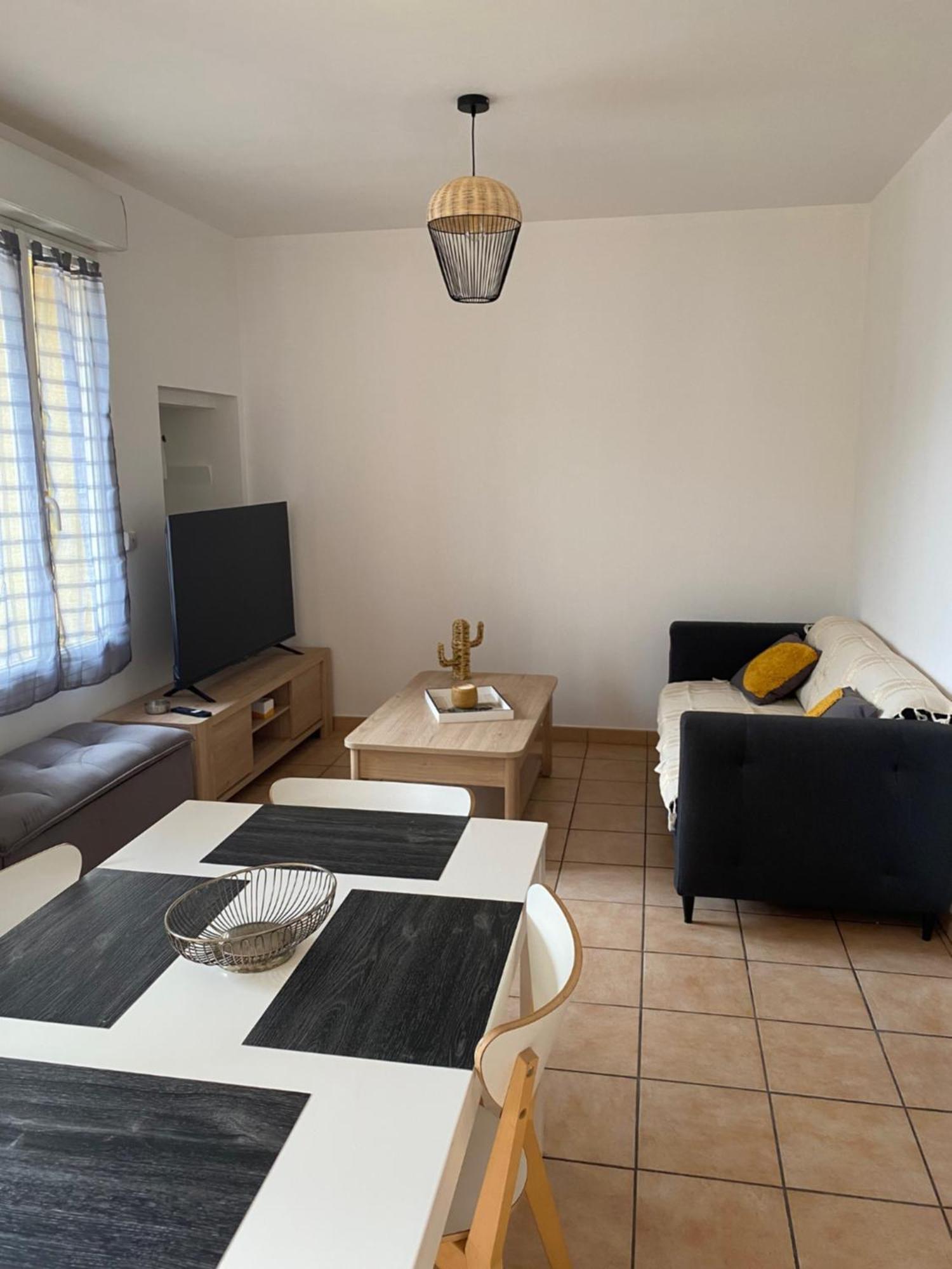 Tres Bel Appartement ! Saleilles Kültér fotó